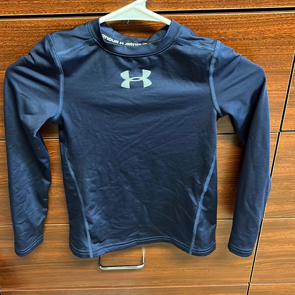 Youth small under armor base layer